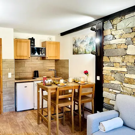 Appartement 6 Pers, Le Clover - Front De Neige - Termignon